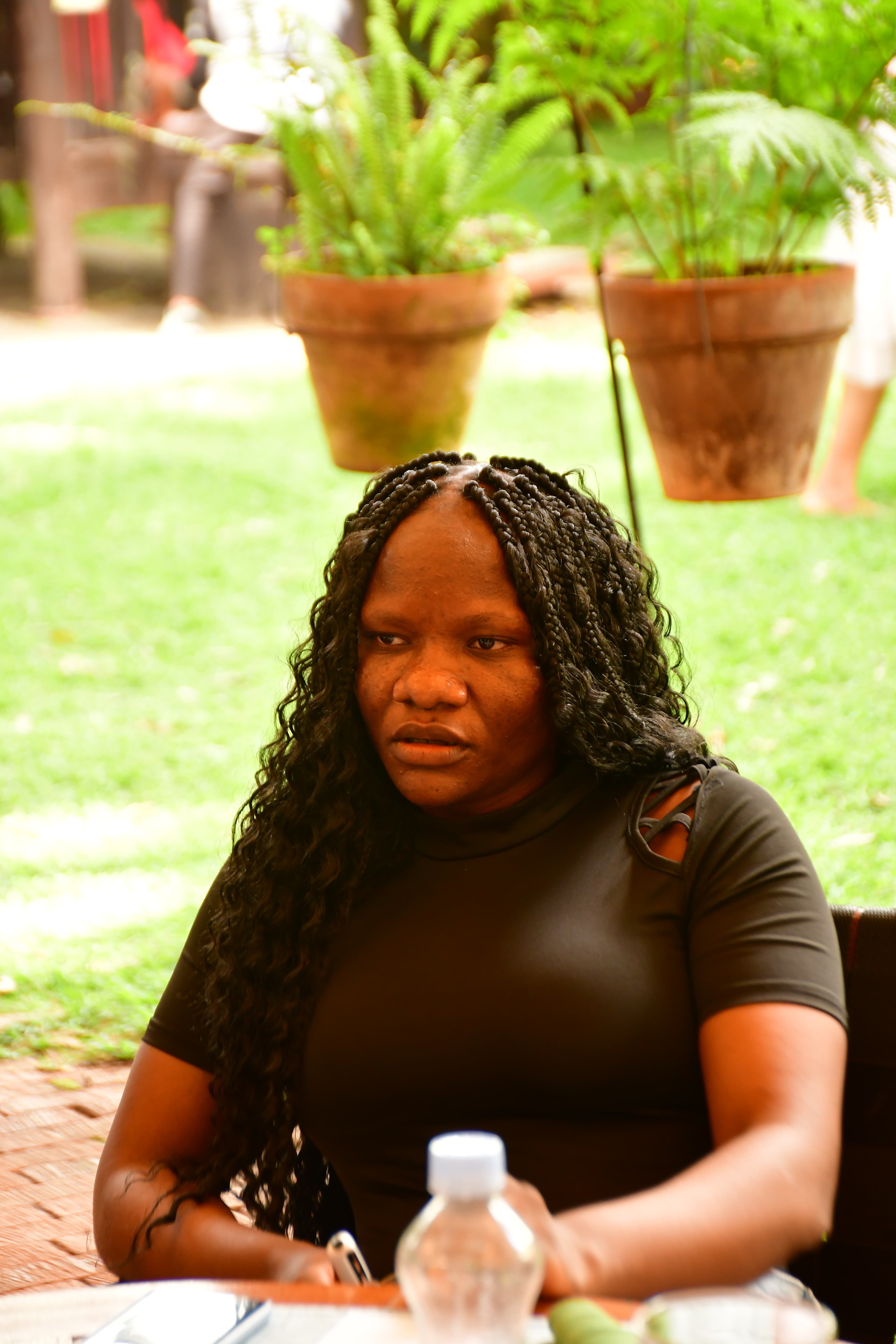 Sharon (Author of Second Arrow) at 2025 end year hangout